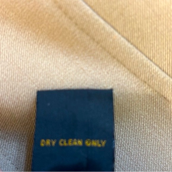 Grace by Dane Lewis fitted jacket with pretty lacy cuffs - Picture 5 of 5